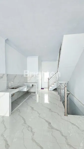 image DI JUAL CEPAT RUKO PREMIUM 3,5 TINGKAT - JL BAHAGIA, TELADAN TIMUR - MEDAN KOTA - KONDISI BARU TERAWAT - 180 M² (5)