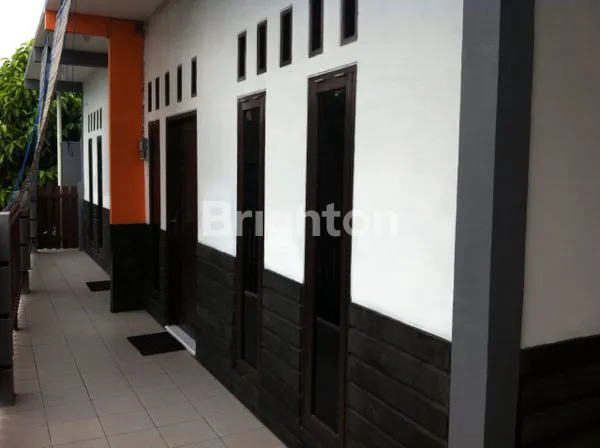 image RUMAH KOS STRATEGIS 2 LANTAI DI JL. LETJEN S PARMAN, LENGKAP FURNISH (3)
