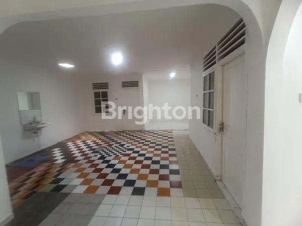 image RUMAH 1 LANTAI SIAP HUNI DI KOMPLEK SAPTA TARUNA KOPERPU - BEKASI TIMUR (7)