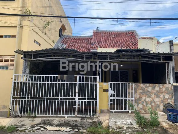 DISEWAKAN RUMAH TENGAH KOTA