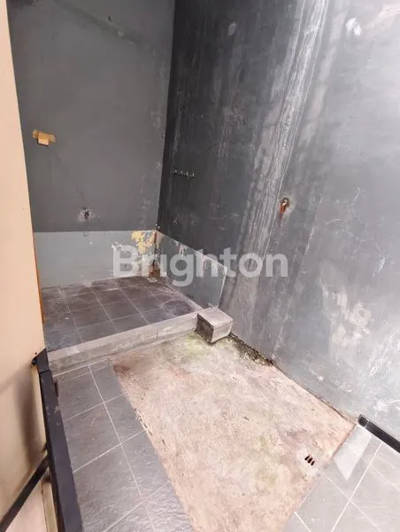 image RUMAH TENGAH KOTA LOKASI PUSPONJOLO SEMARANG BARAT (8)