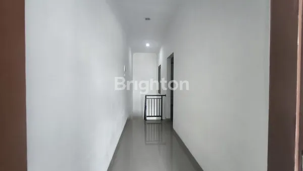 image RUMAH 2 LANTAI SIAP HUNI DI GADING GRIYA, KELAPA GADING - SHM (5)