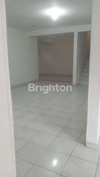 image RUMAH TAMAN PUSPA CLUSTER CITRA RAYA  (5)