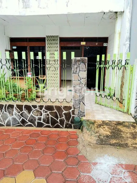 image RUMAH KLASIK 2KT STRATEGIS DI PUSAT KOTA SEMARANG, AREA PECINAN DAN SANGAT DEKAT DENGAN JL. GAJAHMADA. 10 MENIT KE PARAGON MALL DAN DP MALL. 15 MENIT KE SIMPANGLIMA SEMARANG (1)