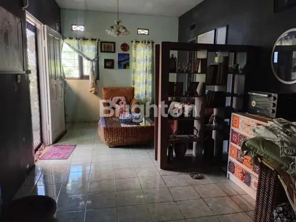 image DIJUAL RUMAH LUAS TANAH 300M², 3 KAMAR TIDUR, CARPORT 3 MOBIL, LOKASI STRATEGIS DI CISARANTEN KULON ARCAMANIK BANDUNG – HARGA 920 JUTA (6)