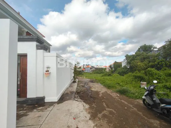 image VILLA DI SEWAKAN LOKASI STRATEGIS CANGGU (4)