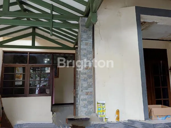 image RUMAH 2 1/2 LANTAI DI PUSAT KOTA- BANTARJATI BOGOR (1)