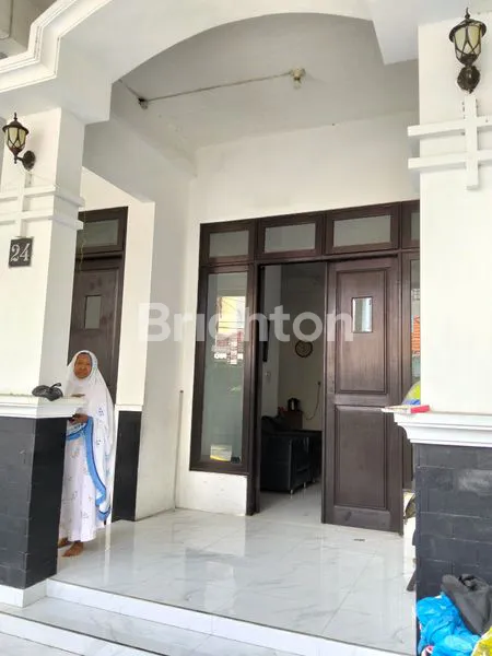 image RUMAH 2 LANTAI NGINDEN JAYA (2)