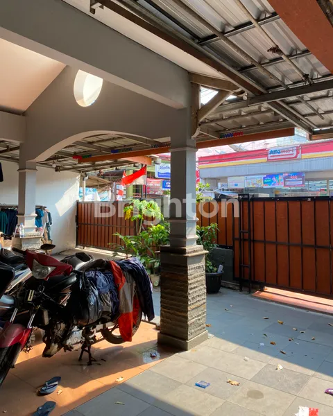 image RUMAH ESTETIK DEPAN JALAN RAYA – GAK PERLU MASUK GANG, GAK PERLU RENOV (2)
