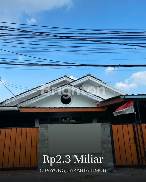 image RUMAH ESTETIK DEPAN JALAN RAYA – GAK PERLU MASUK GANG, GAK PERLU RENOV (1)