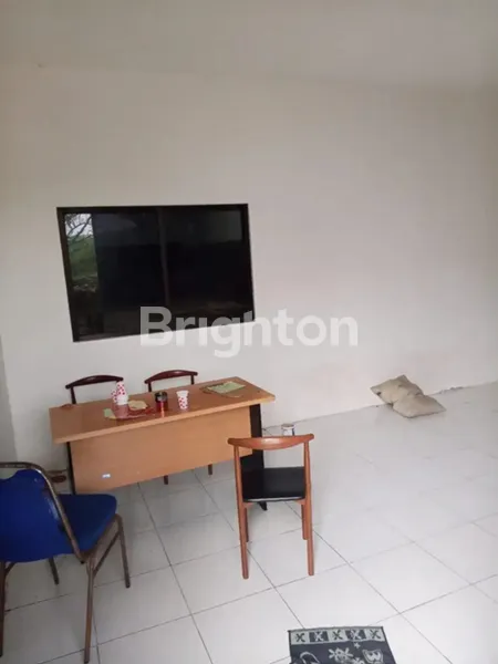 image DIJUAL CEPAT GUDANG TERAWAT DI KOMPLEK PERGUDANGAN SAFE N LOCK LINGKAR TIMUR (5)