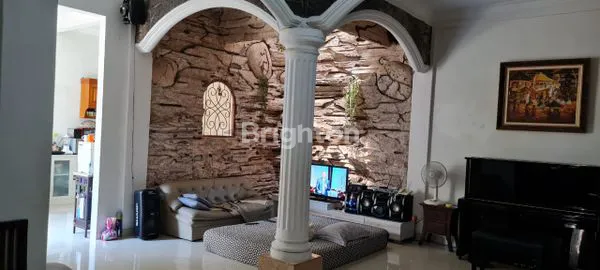 image RUMAH 2 LANTAI DI PUNCAK BURING INDAH (5)