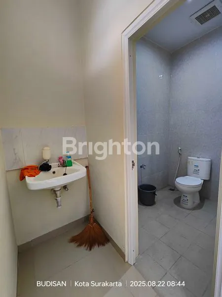 image GUDANG BARU DI IR. JUANDA SOLO (7)