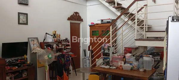 image RUMAH 2 LANTAI LOKASI STRATEGIS DEKAT BANDARA JUANDA DAN EXIT TOL WARU (3)