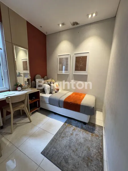 image RUMAH BARU FULL FURNISHED PARAMOUNT PETALS CLUSTER ASTER  (4)