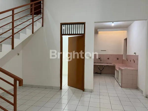 image RUMAH DI KOMPLEK DKI SUNTER JAYA II, JALAN DANAU ELOK 2, JAKARTA UTARA (1)