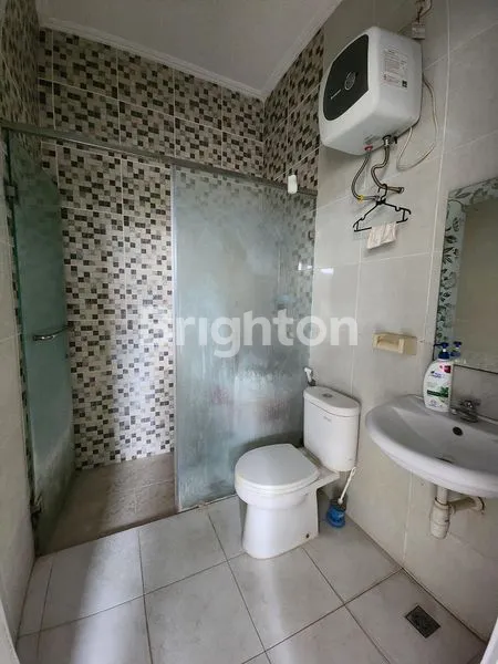 image RUMAH 2 LANTAI PANTAI MENTARI OCEAN PARK (6)