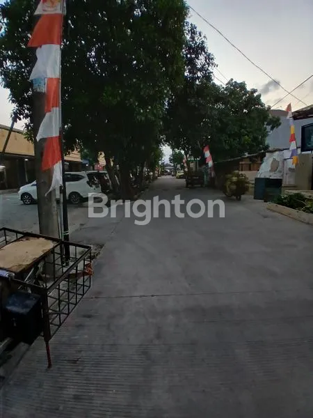 image SERIUS, CEPAT, RUMAH TUA DIJUAL HANYA BELI TANAH, DAERAH SWASEMBADA TJ PRIOK JAKARTA UTARA. (5)