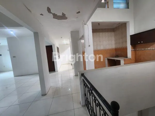 image RUKO 2 LANTAI STRATEGIS NOL JALAN RAYA RUNGKUT PERMAI, DEKAT MERR (4)