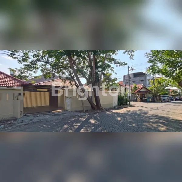 image RUMAH LUAS, BISA HITUNG TANAH, PARKIRAN LUAS, DARMO HARAPAN (1)
