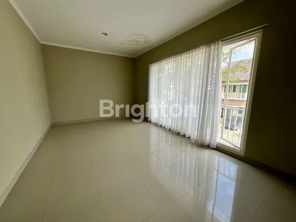 image DIJUAL RUMAH KONDISI RAPI DAN TERAWAT BATAKAN VILLAGE (6)