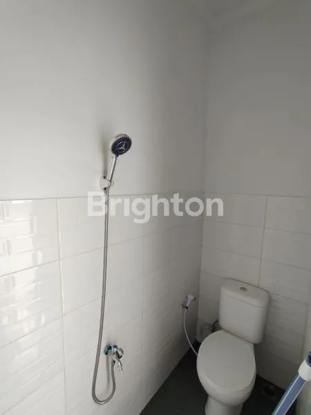 image RUMAH KUALITAS UNIK DI JUAL SIAP HUNI DI TAPOS DEPOK, 10-15 MENIT KE STASIUN TAPOS/DEPOK BARU, 5-10 MENIT KE PASAR TRADISIONAL, MINIMARKET, DAN PUSAT BELANJA (5)