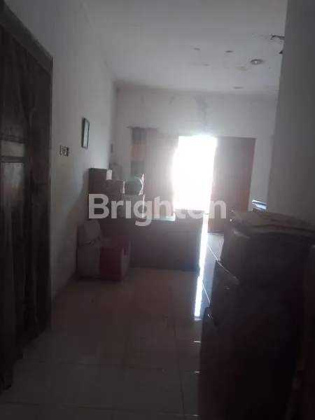 image RUMAH 3 LANTAI STRATEGIS DI PORIS, 4KT, SHM, SIAP KPR (2)