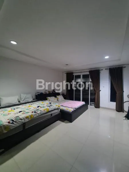 image JUAL CEPAT RUMAH 2,5 LANTAI DI PLUIT KARANG CANTIK (5)