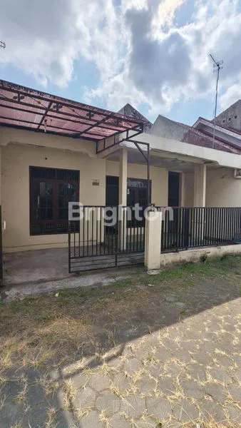 image RUMAH 1 LANTAI, 3 KAMAR TIDUR DI TENGAH KOTA YOGYAKARTA (1)
