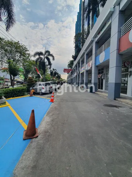 image RUKO HOOK ( POJOK ) DI  APARTEMEN METROPOLIS HADAP NOL JALAN RAYA TENGGILIS SURABAYA (7)
