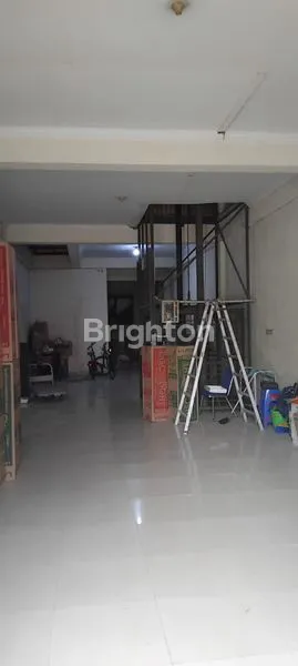 image RUKO GANDENG HOEK COCOK UNTUK JADI TEMPAT USAHA, KLINIK, KANTOR, STORAGE ATAU TEMPAT KURSUS. (6)