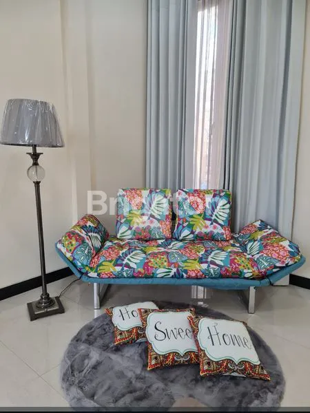 image RUMAH MEWAH FULL FURNISH 2 LANTAI DI MULYOSARI PREMIUM AREA (8)