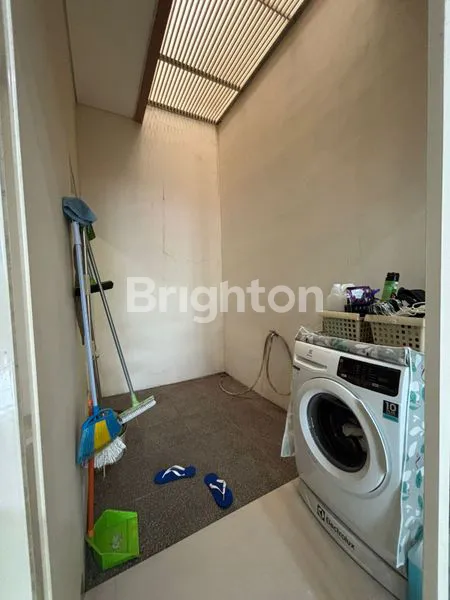 image DIJUAL RUMAH MODERN MINIMALIST 2 LANTAI DI JALAN PALEM UTARA PONDOK TJANDRA INDAH (5)