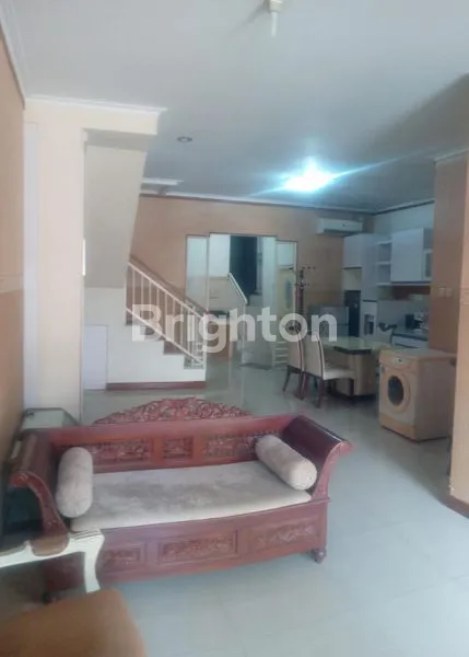 image DI JUAL RUMAH MEWAH SIAP HUNI DI GUNUNG PUTRI, CIBUBUR JUNCTION 10-15 MENIT, 15-20 MENIT KE AEON MALL CIBUBUR, 5-10 MENIT KE TOL JAGORAWI (6)