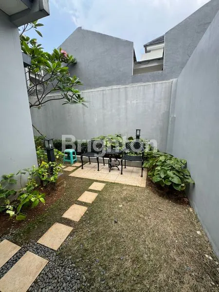 image RUMAH BARU FURNISHED PARAMOUNT PETALS (7)