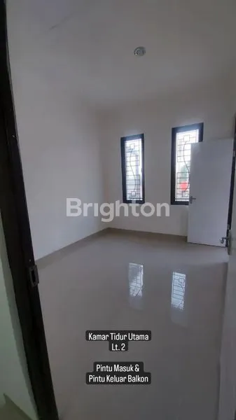 image DI JUAL RUMAH MODERN SIAP HUNI DI CIBINONG, 10 MENIT KE PUSAT KOTA CIBINONG, 10-15 MENIT KE STASIUN CIBINONG, 5-15 MENIT KE SEKOLAH & KAMPUS TERDEKAT, RUMAH SAKIT 10-15 MENIT (3)