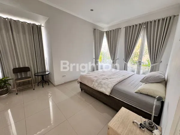 image RUMAH CANTIK DITENGAH KOTA SOLO (6)