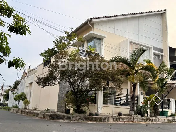 image RUMAH CANTIK DITENGAH KOTA SOLO (1)