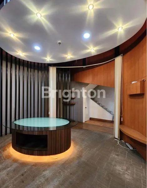 RUKO GANDENG KOMERSIAL SIAP PAKAI DAAN MOGOT BARU