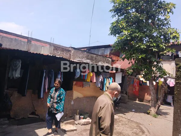 image RUMAH KLASIK PREMIUM 495M² DI JL. TANJUNG ALANG, MAKASSAR (4)