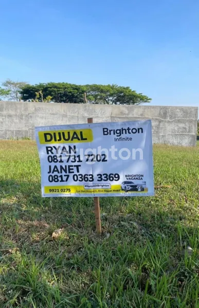 SIAP BANGUN TANAH KAVLING FAVORIT DI RAYA MADE SURABAYA BARAT JAWA TIMUR. DEKAT CITRALAND, GRAHA FAMILY, GWALK, SUKOMANUNGGAL, PINTU MASUK TOLL WIYUNG, MENGANTI. AREA KOTA. HARGA MURAH