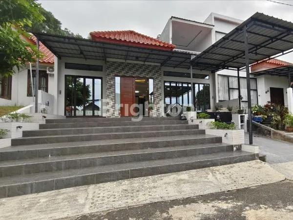 image RUMAH MEWAH BUKIT INDAH SUKAJADI BATAM FULL RENOVASI (1)