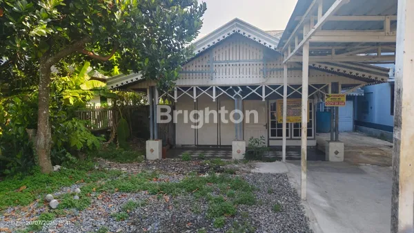 image RUMAH LAHAN LUAS COCOK UNTUK KELUARGA BESAR DI JL. ALIANYANG, PONTIANAK KOTA (2)