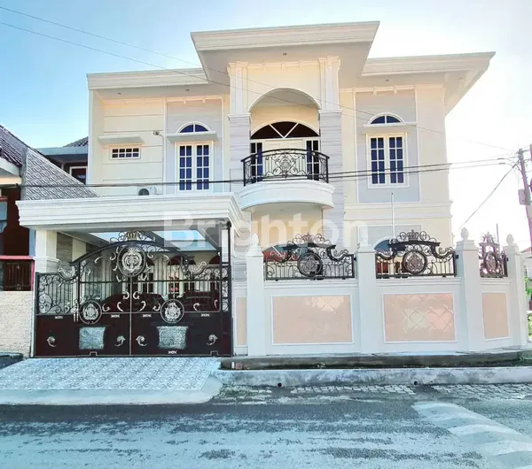 image HUNIAN RUMAH NYAMAN HOOK DI MANYAR REJO, BANGUNAN BARU, ROW JALAN LEBAR, SIAP HUNI, DEKAT RAYA MANYAR, NGINDEN, KLAMPIS, KAMPUS STESIA ITATS NAROTAMA (1)