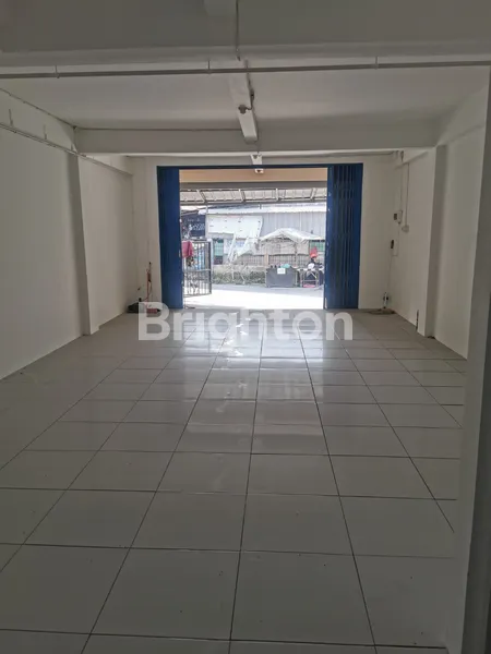 image RUKO STRATEGIS DI KAWASAN CIKOKOL TANGERANG (3)