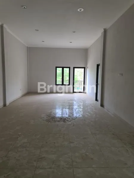 image RUKO 2.5 LANTAI DI JL. P. M. NOOR (3)