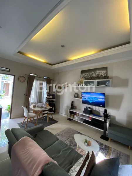 image RUMAH MODERN MINIMALIS SIAP HUNI DI CINERE (1)