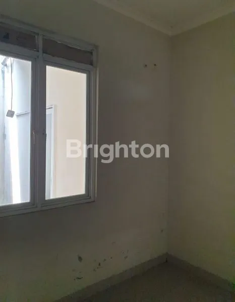 image RUMAH DI METLAND TRANSYOGI 2 LANTAI CIBUBUR (1)