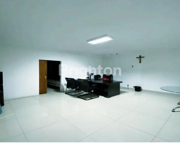 image RUMAH KANTOR SALEMBA JAKARTA PUSAT (7)