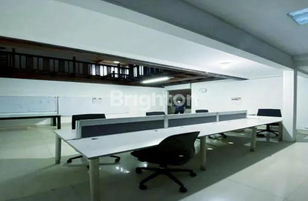 image RUMAH KANTOR SALEMBA JAKARTA PUSAT (8)